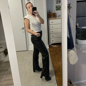 Meet your Posher, Jillian